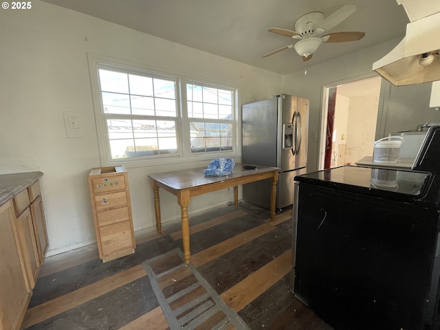 kitchen with stainless steel refrigerator with ice dispenser, ceiling fan, light brown cabinetry, and electric range