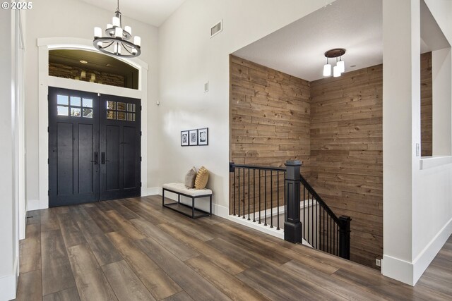5360 NW 18th Ave, Camas, WA 98607 - entrance foyer with a chandelier, wood finished floors, and baseboards
