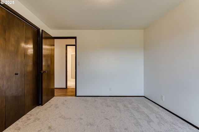 36555 Mcgowan Creek Rd, Springfield, OR 97478 - unfurnished bedroom featuring carpet flooring and a closet