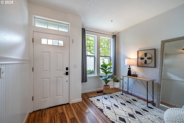 12115 NE 40th Cir, Vancouver, WA 98682 - foyer entrance featuring wood finished floors and wainscoting
