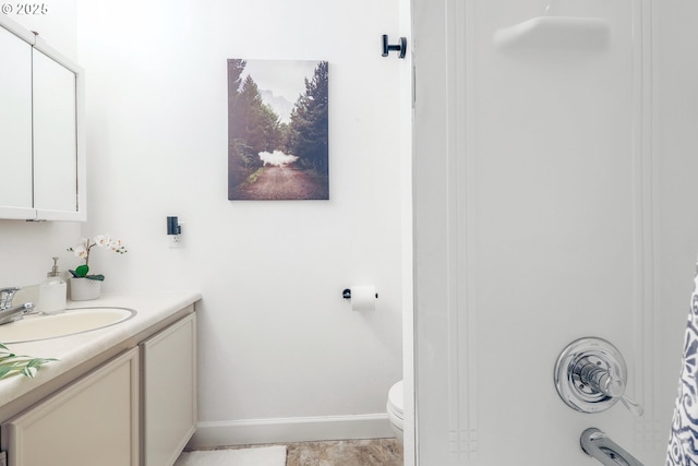 9259 SE Clay St, Portland, OR 97216 - full bath with vanity, a shower with curtain, baseboards, and toilet