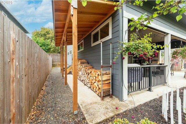 2507 NE 59th St, Vancouver, WA 98663 - view of side of home with a fenced backyard