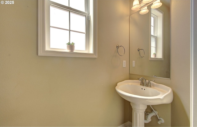 10201 NE 46th Ave, Vancouver, WA 98686 - bathroom with healthy amount of natural light