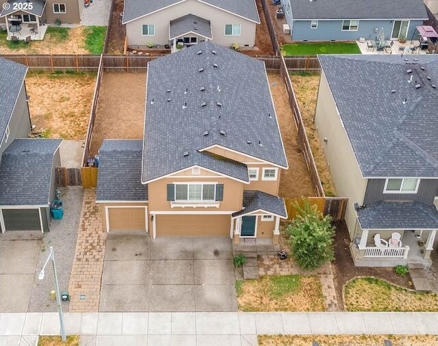 drone / aerial view featuring a residential view