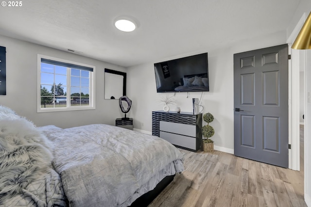 4634 Harriet Ave, Eugene, OR 97402 - bedroom featuring wood finished floors and baseboards