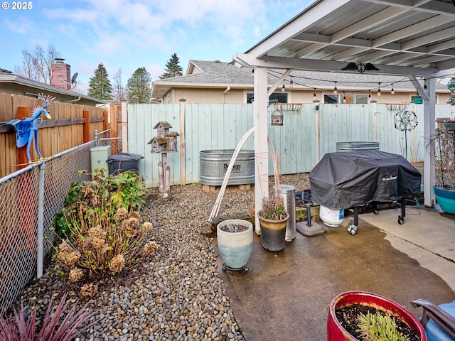 427 E Clackamas Cir, Woodburn, OR 97071 - view of yard with a patio area and a fenced backyard