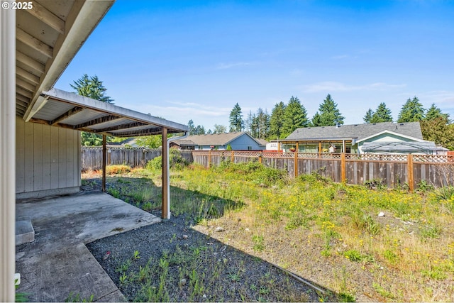 1222 Laurel Ct, Sweet Home, OR 97386 - fenced backyard with a patio