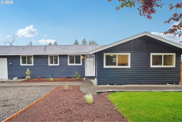 15113 SE Oatfield Rd, Milwaukie, OR 97267 - ranch-style house featuring a front yard