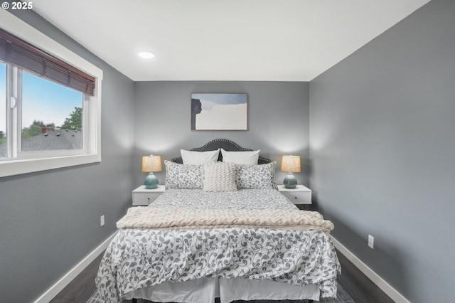 15113 SE Oatfield Rd, Milwaukie, OR 97267 - bedroom featuring dark wood-type flooring and baseboards