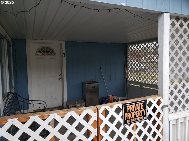 view of property entrance