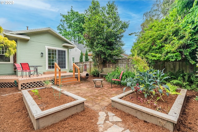 2951 NE 35th Ave, Portland, OR 97212 - view of yard with a garden and a deck