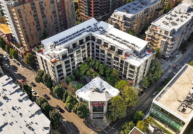 bird's eye view featuring a city view