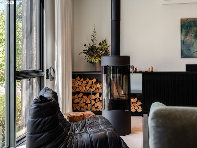 sitting room featuring bar area