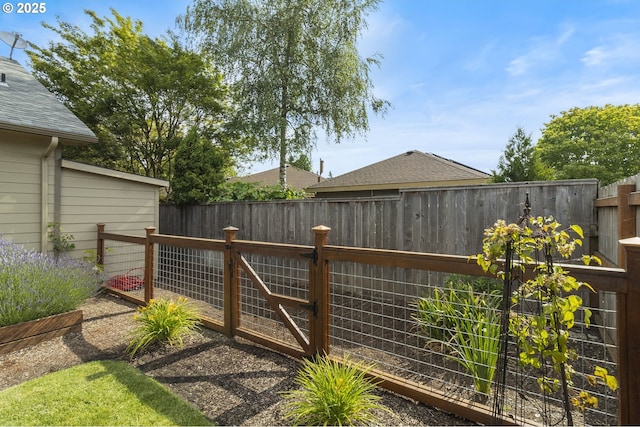 1537 W 13th Ave, Junction City, OR 97448 - view of fenced backyard