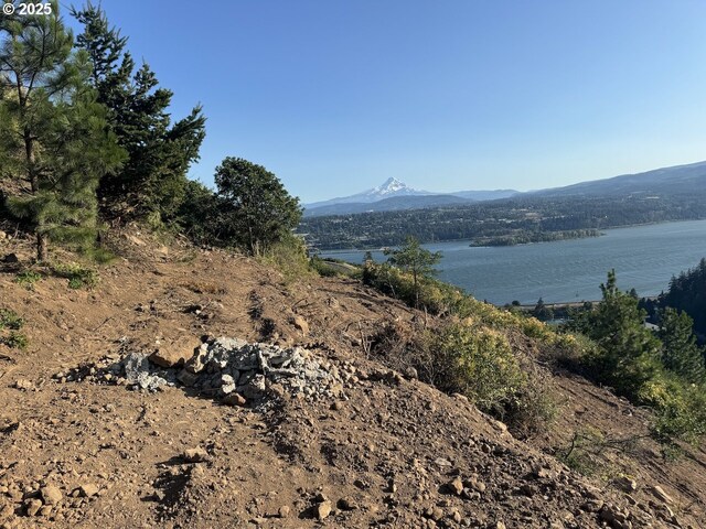 Sterling, White Salmon, WA 98672
