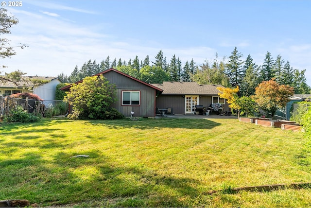 2012 SE Evans Ave, Troutdale, OR 97060 - back of property with a patio area