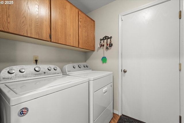 1613 SE Solomon Loop, Vancouver, WA 98683 - laundry room with cabinet space and washer and clothes dryer