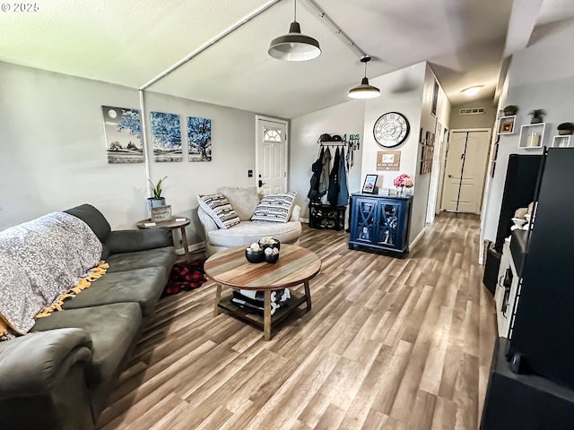1315 Auburn Ave, Baker City, OR 97814 - living area with light wood finished floors and baseboards