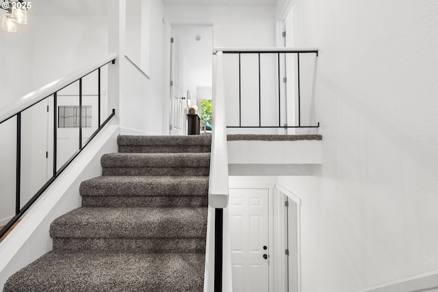 6300 SW Arranmore Pl, Portland, OR 97223 - view of stairs