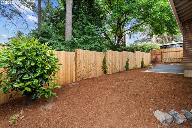 6300 SW Arranmore Pl, Portland, OR 97223 - view of yard