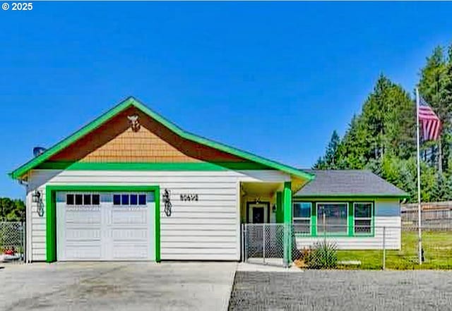 view of front facade with a garage