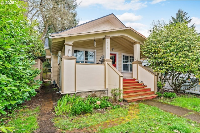 view of front of property featuring a porch
