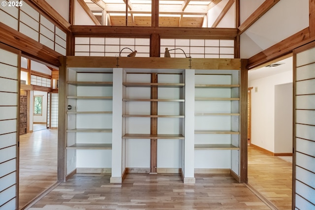 5070 Fox Hollow Rd, Eugene, OR 97405 - spacious closet featuring light wood-style flooring