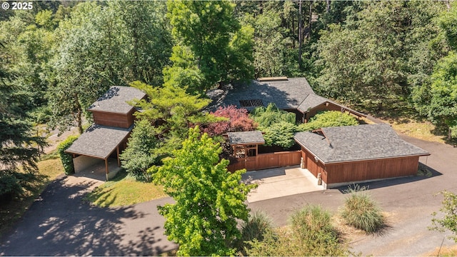 5070 Fox Hollow Rd, Eugene, OR 97405 - view of subject property featuring a forest