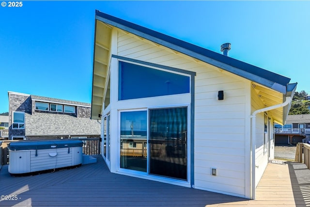 6431 NE Mast Ave, Lincoln City, OR 97367 - wooden terrace with a hot tub