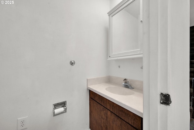 1438 Quaker St, Eugene, OR 97402 - bathroom featuring vanity