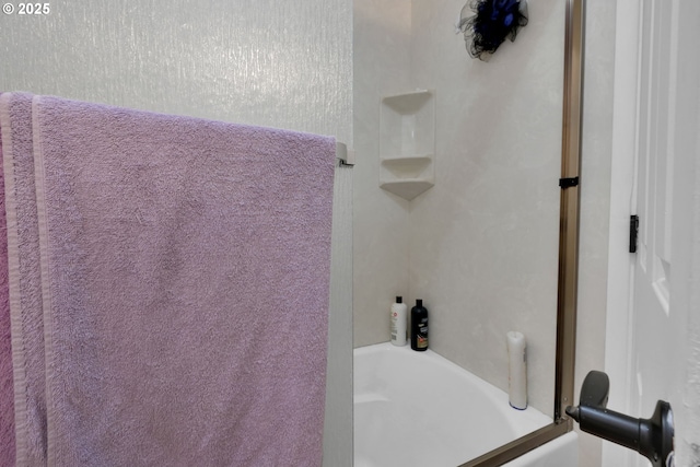 1438 Quaker St, Eugene, OR 97402 - bathroom with bathing tub / shower combination