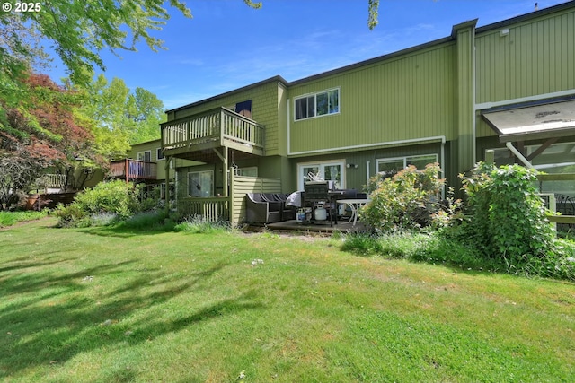 1438 Quaker St, Eugene, OR 97402 - back of house with a yard and a balcony