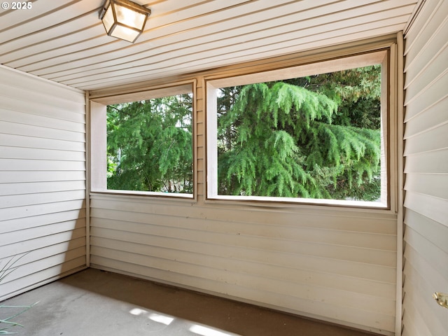 12130 NE Fremont St Unit 4, Portland, OR 97220 - view of unfurnished sunroom