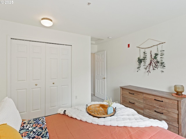 12130 NE Fremont St Unit 4, Portland, OR 97220 - bedroom featuring a closet