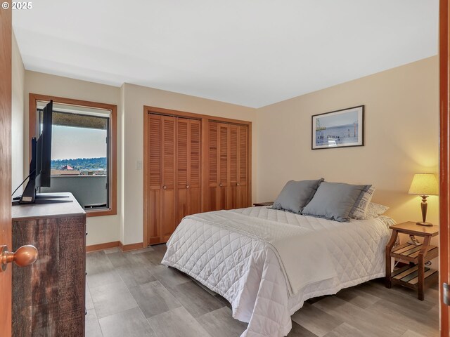 1 3rd St Unit 204, Astoria, OR 97103 - bedroom with a closet and baseboards