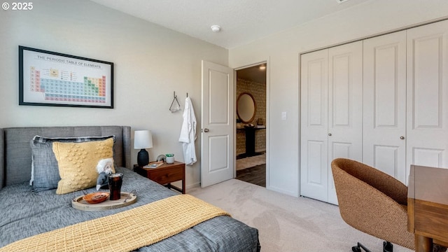 262 Greencrest St, Salem, OR 97301 - carpeted bedroom featuring a closet and baseboards