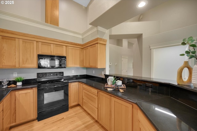 15564 S Neibur Rd, Oregon City, OR 97045 - kitchen featuring light brown cabinets, black appliances, and light wood-style flooring