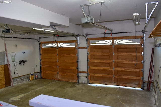130 Candice Ct, Medford, OR 97504 - garage featuring a garage door opener