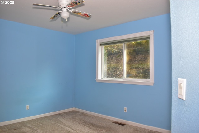 130 Candice Ct, Medford, OR 97504 - carpeted empty room featuring ceiling fan
