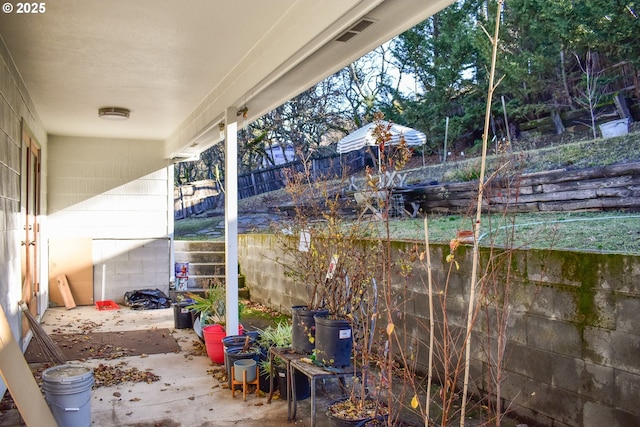 130 Candice Ct, Medford, OR 97504 - view of patio