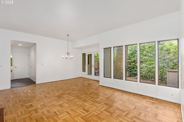 589 Ridgeway Rd, Lake Oswego, OR 97034 - empty room with a chandelier and recessed lighting