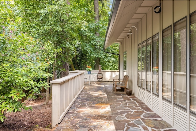 589 Ridgeway Rd, Lake Oswego, OR 97034 - view of patio / terrace
