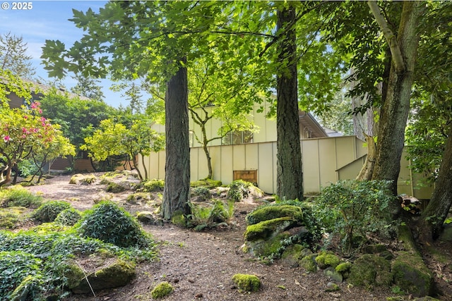 589 Ridgeway Rd, Lake Oswego, OR 97034 - view of yard