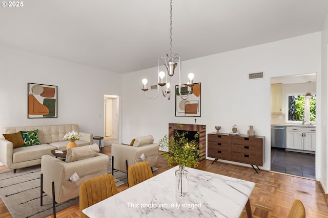 589 Ridgeway Rd, Lake Oswego, OR 97034 - dining area with a chandelier