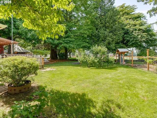 575 SE Centurion Ave, Gresham, OR 97080 - view of yard
