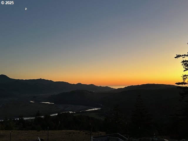 95660 Spirit Ridge Rd, Gold Beach, OR 97444 - view of mountain backdrop