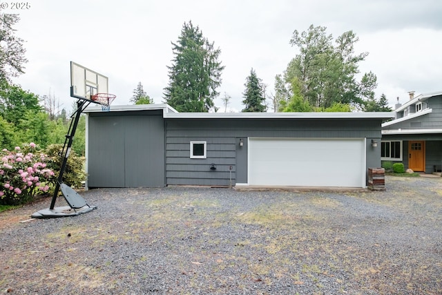 40325 Upper Calapooia Dr, Sweet Home, OR 97386 - garage with gravel driveway