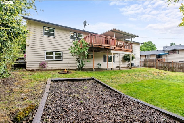 7005 SW 14th Ave, Portland, OR 97219 - back of property featuring a deck
