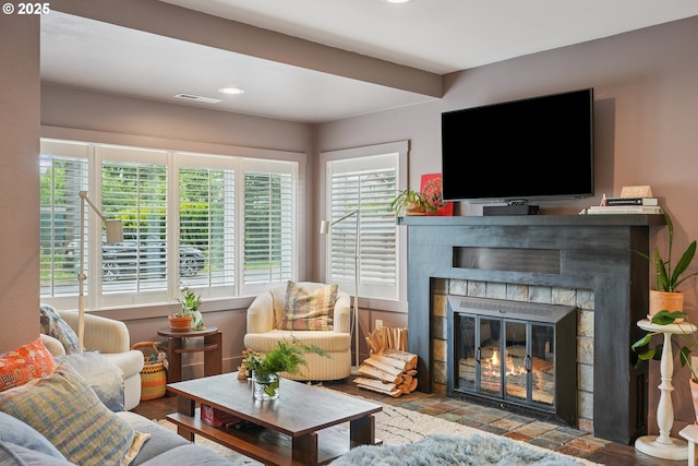 7913 SE Henderson St, Portland, OR 97206 - living area with a fireplace and recessed lighting