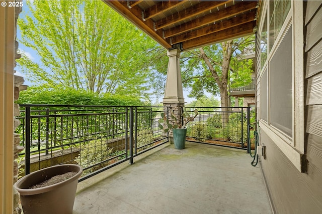 630 NE Adwick Dr, Hillsboro, OR 97006 - view of balcony